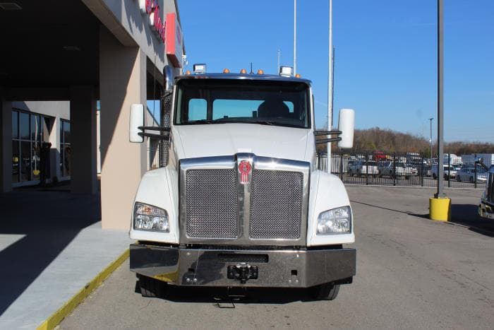 2023 Kenworth T880 — photo 3