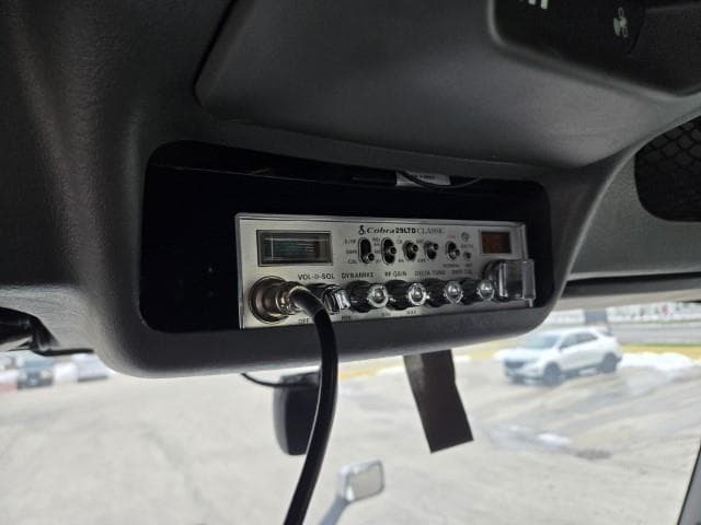 2022 International LT — photo 24