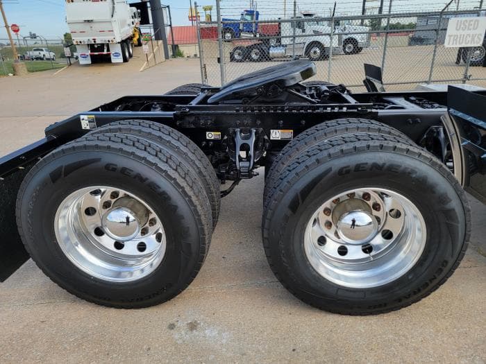 2021 Peterbilt 579 — photo 25