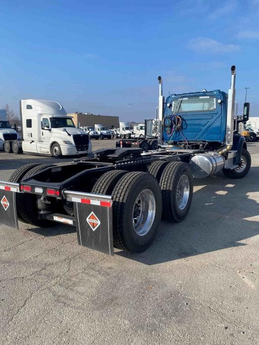 2026 International HX — photo 5