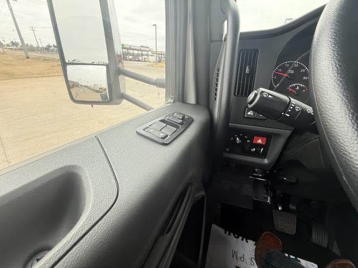 2026 Peterbilt 548 — photo 30