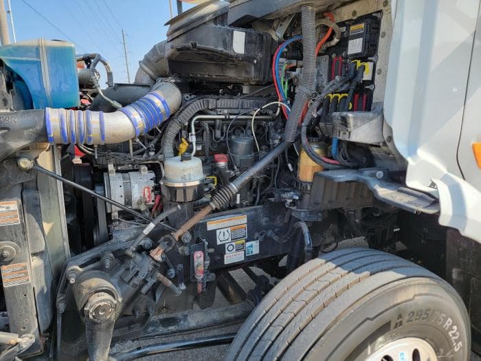 2021 Peterbilt 579 — photo 20