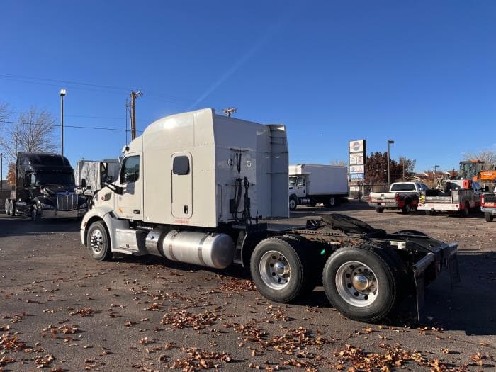 2022 Peterbilt 579 — photo 4