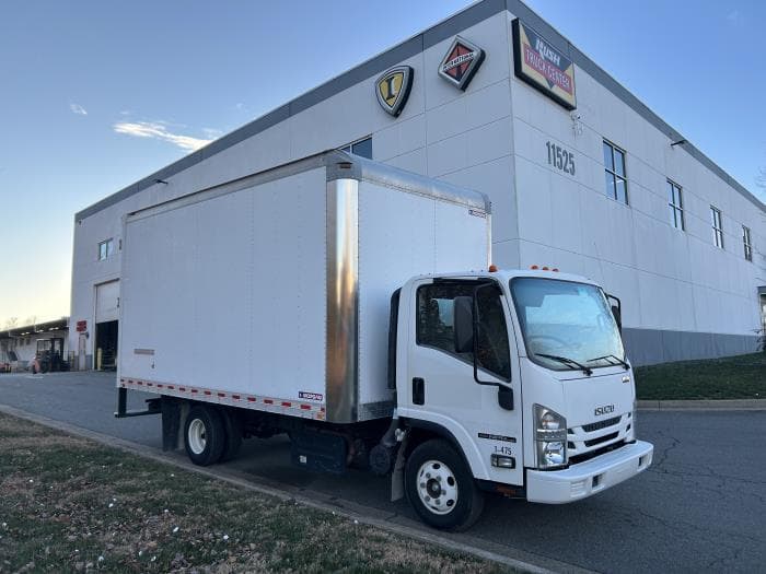 2019 Isuzu NPR — photo 3