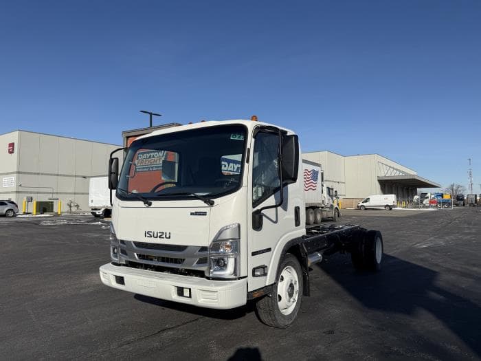 2026 Isuzu NPR — photo 18