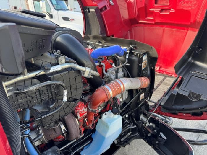 2022 Peterbilt 579 — photo 15