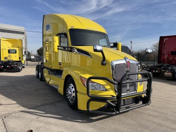 2024 Kenworth T680 — photo 3