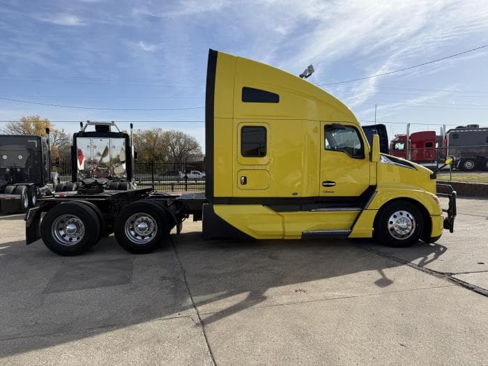 2024 Kenworth T680 — photo 30