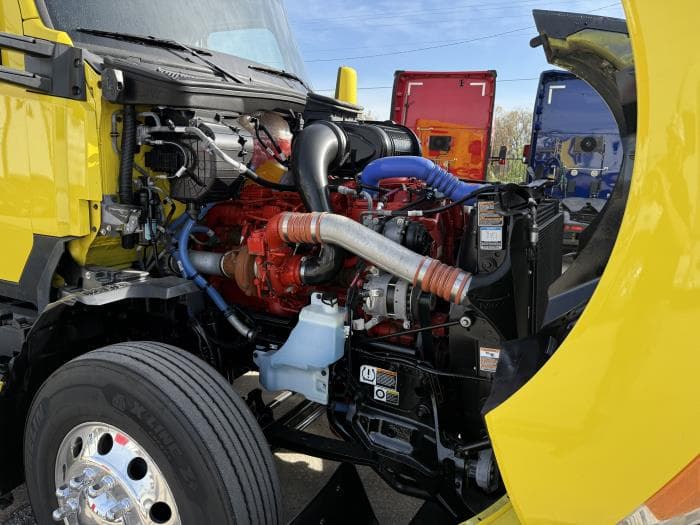 2024 Kenworth T680 — photo 47