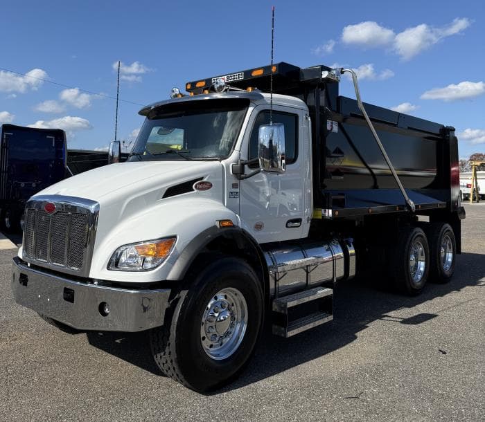 2026 Peterbilt 548 — photo 2