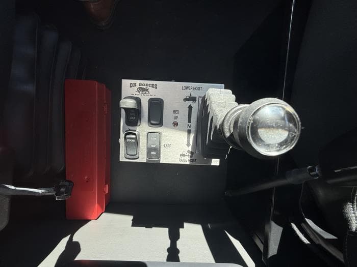 2026 Peterbilt 548 — photo 11