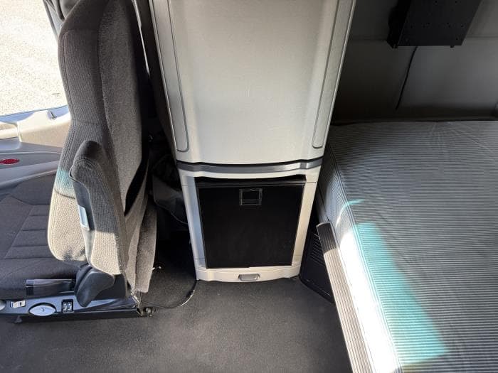 2021 Peterbilt 579 — photo 26