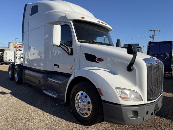 2021 Peterbilt 579 — photo 40