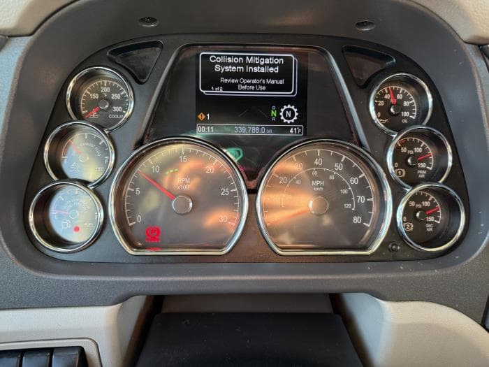 2021 Peterbilt 579 — photo 5