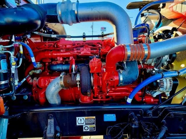 2022 Peterbilt 389 — photo 34