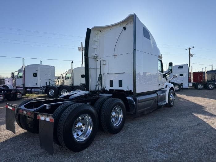 2021 Peterbilt 579 — photo 50