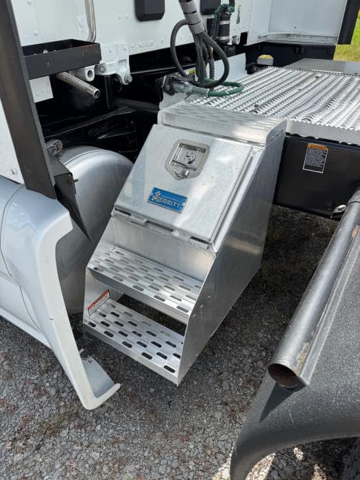 2022 Peterbilt 579 — photo 11