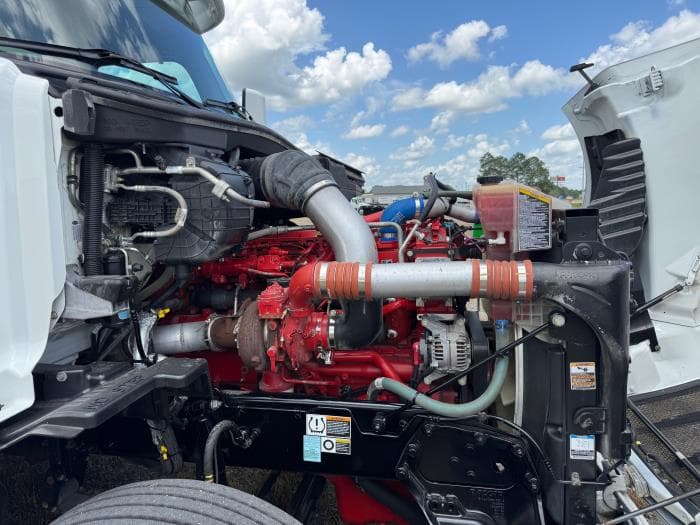 2022 Peterbilt 579 — photo 14