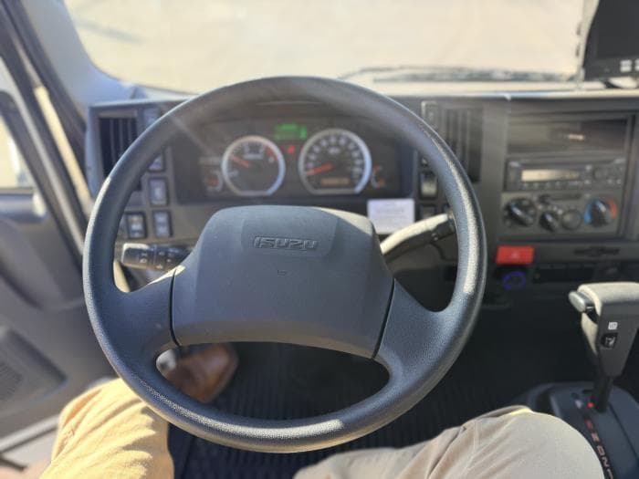 2024 Isuzu NRR — photo 16