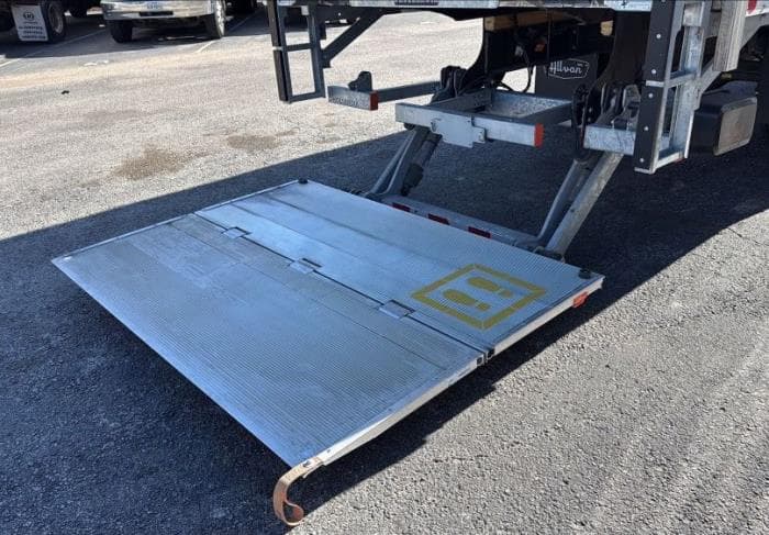 2025 Hino L6 — photo 2