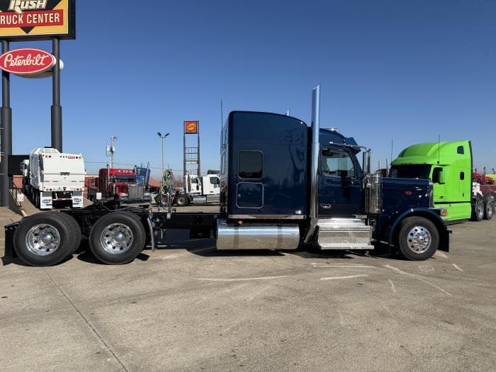 2026 Peterbilt 589 — photo 26