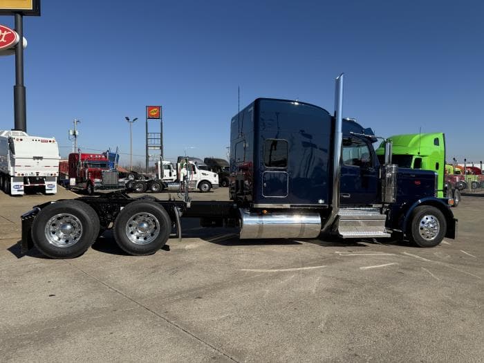 2026 Peterbilt 589 — photo 27