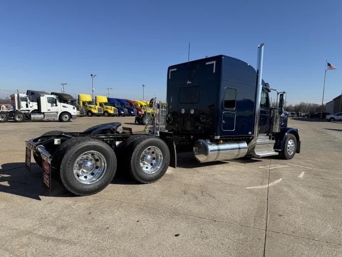 2026 Peterbilt 589 — photo 29