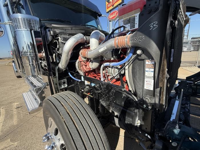 2026 Peterbilt 589 — photo 32