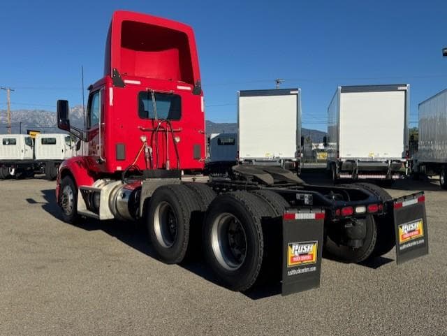 2020 Peterbilt 579 — photo 5
