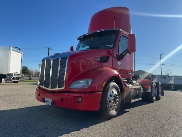 2020 Peterbilt 579 — photo 3
