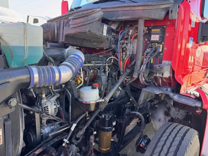 2020 Peterbilt 579 — photo 10