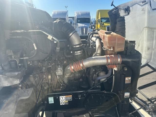 2020 Peterbilt 579 — photo 7