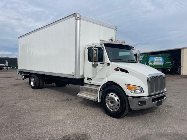 2025 Peterbilt 536 — photo 5