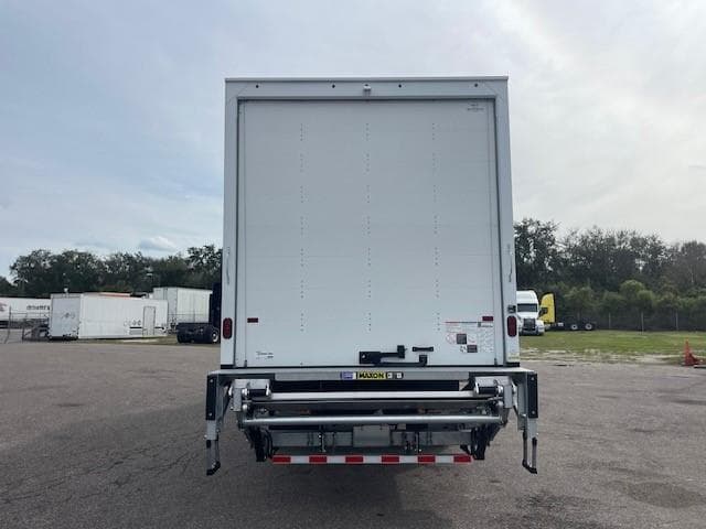 2025 Peterbilt 536 — photo 9