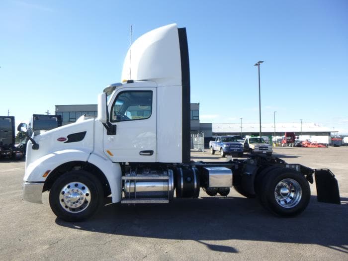 2019 Peterbilt 579 — photo 3