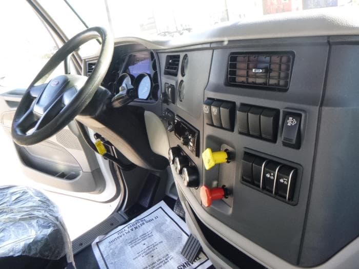 2019 Peterbilt 579 — photo 15
