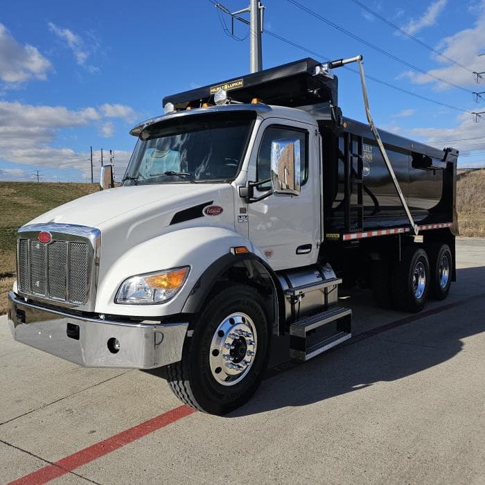 2026 Peterbilt 548 — photo 2