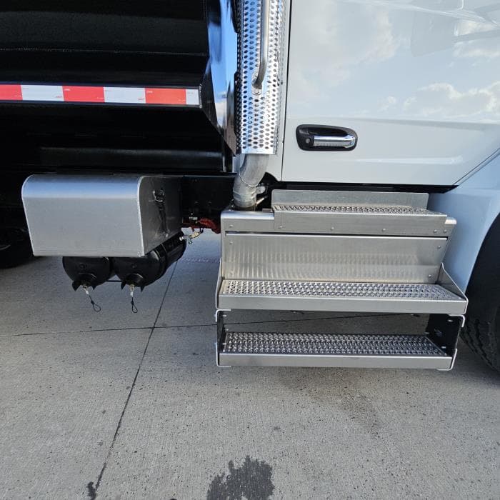 2026 Peterbilt 548 — photo 10