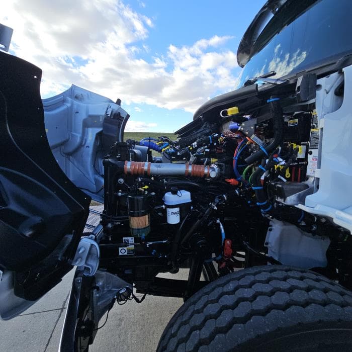 2026 Peterbilt 548 — photo 23