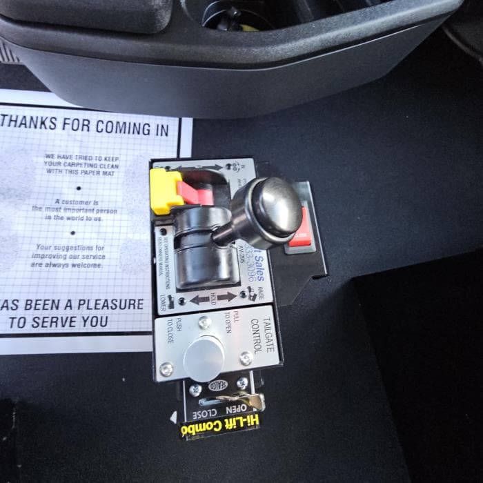 2026 Peterbilt 548 — photo 29