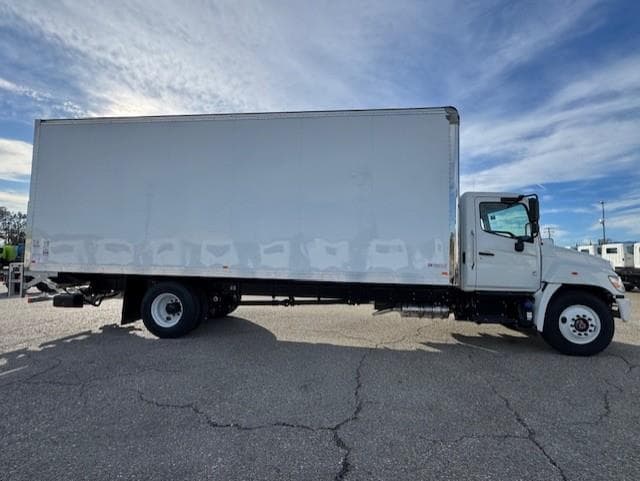 2026 Hino L6 — photo 8