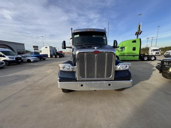 2026 Peterbilt 567 — photo 7