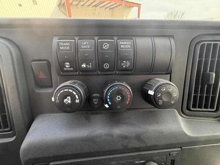 2025 International MV — photo 9