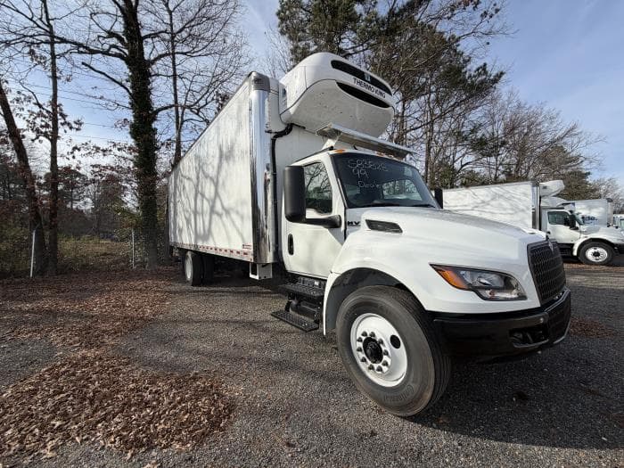 2025 International MV — photo 4