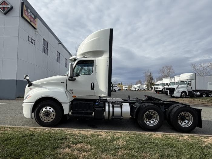 2026 International LT — photo 9