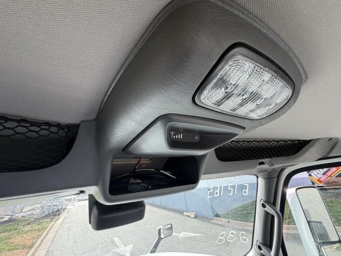 2026 International LT — photo 16