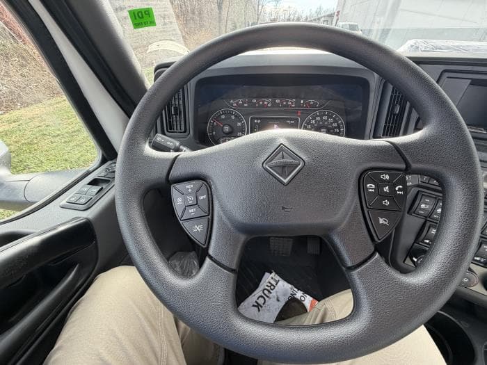 2026 International LT — photo 17