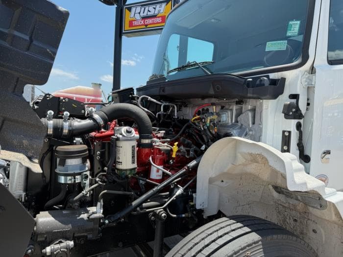 2026 Hino L6 — photo 10