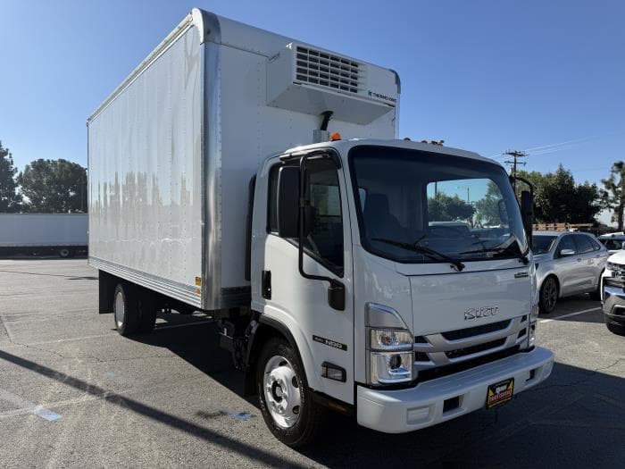 2025 Isuzu NRR — photo 7