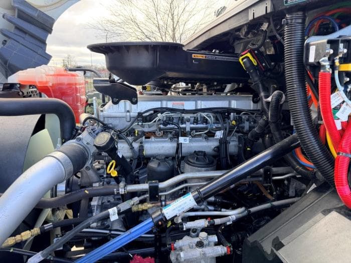 2026 International LT — photo 12